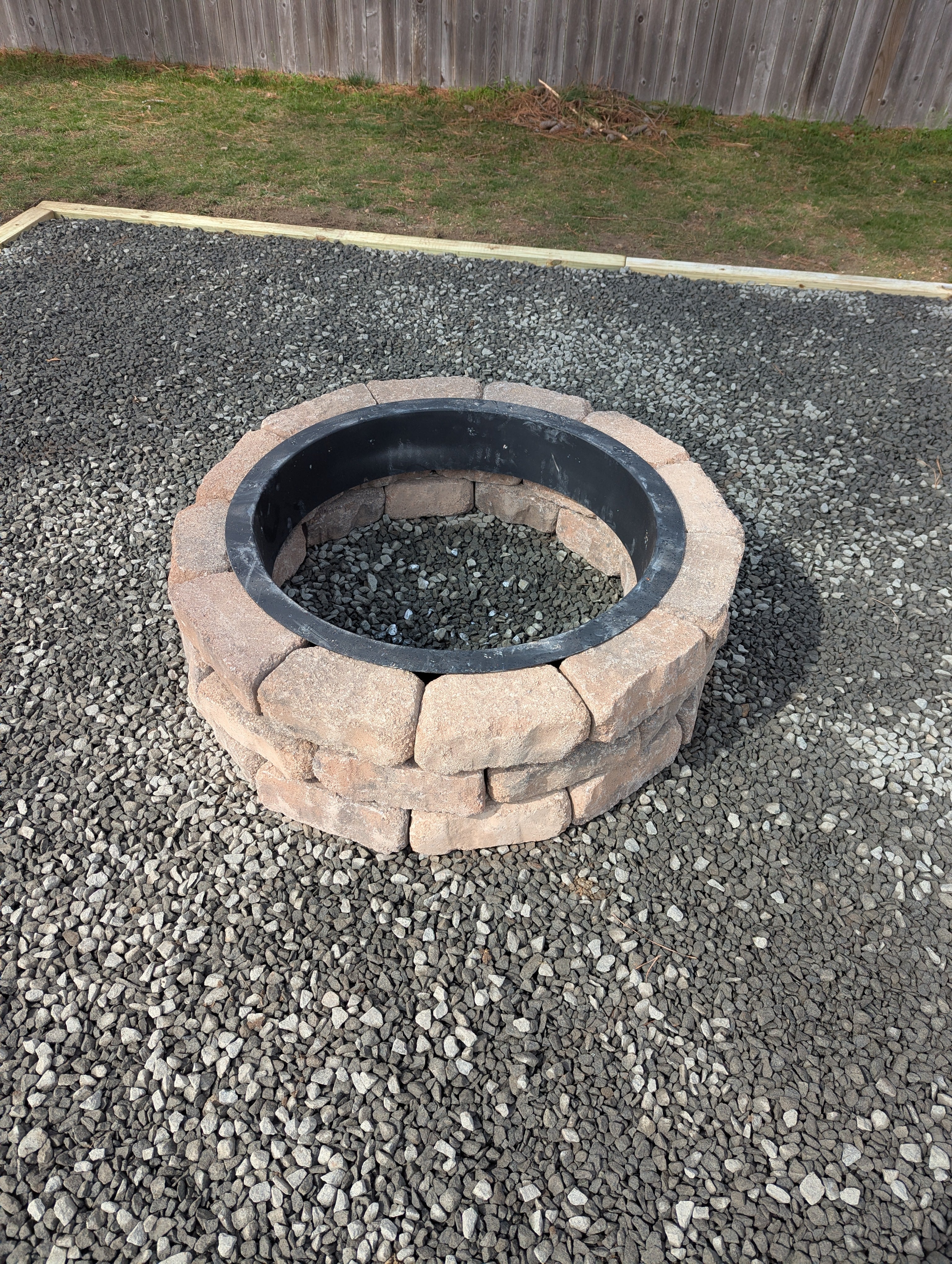 🔥 12' x 12' Gravel Fire Pit Area with Stone Fire Pit