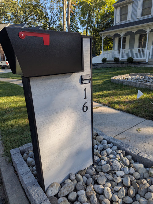 Premium Cedar Mailbox with Paver Surround