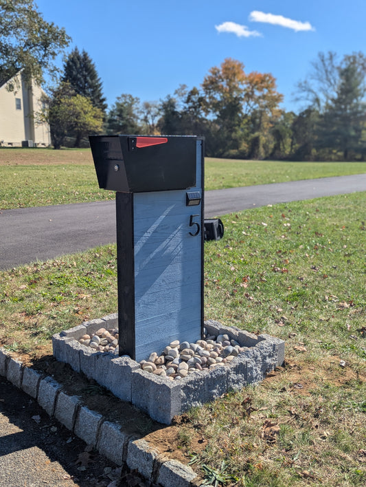 Premium Cedar Mailbox with Paver Surround