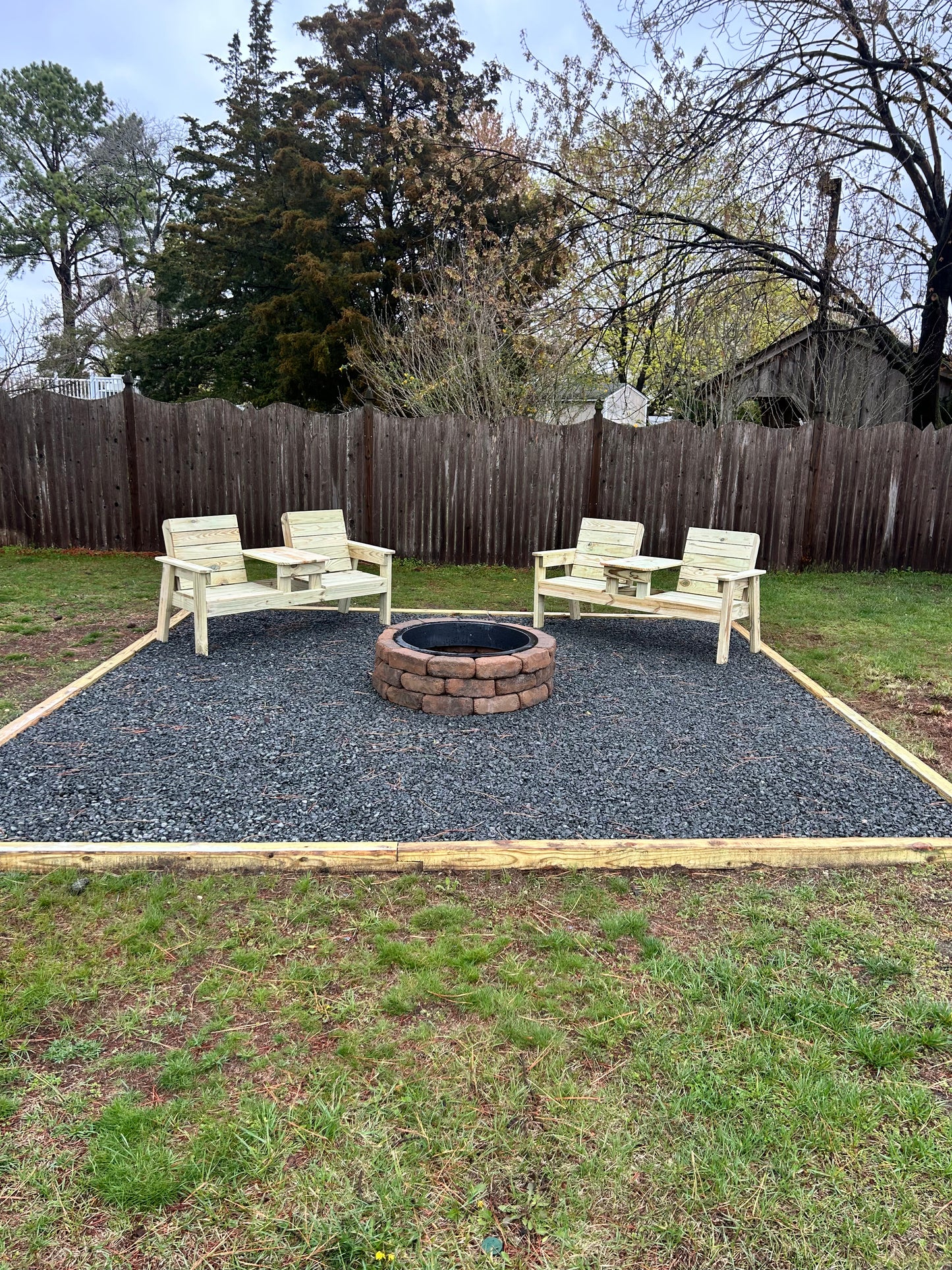 🔥 12' x 12' Gravel Fire Pit Area with Stone Fire Pit