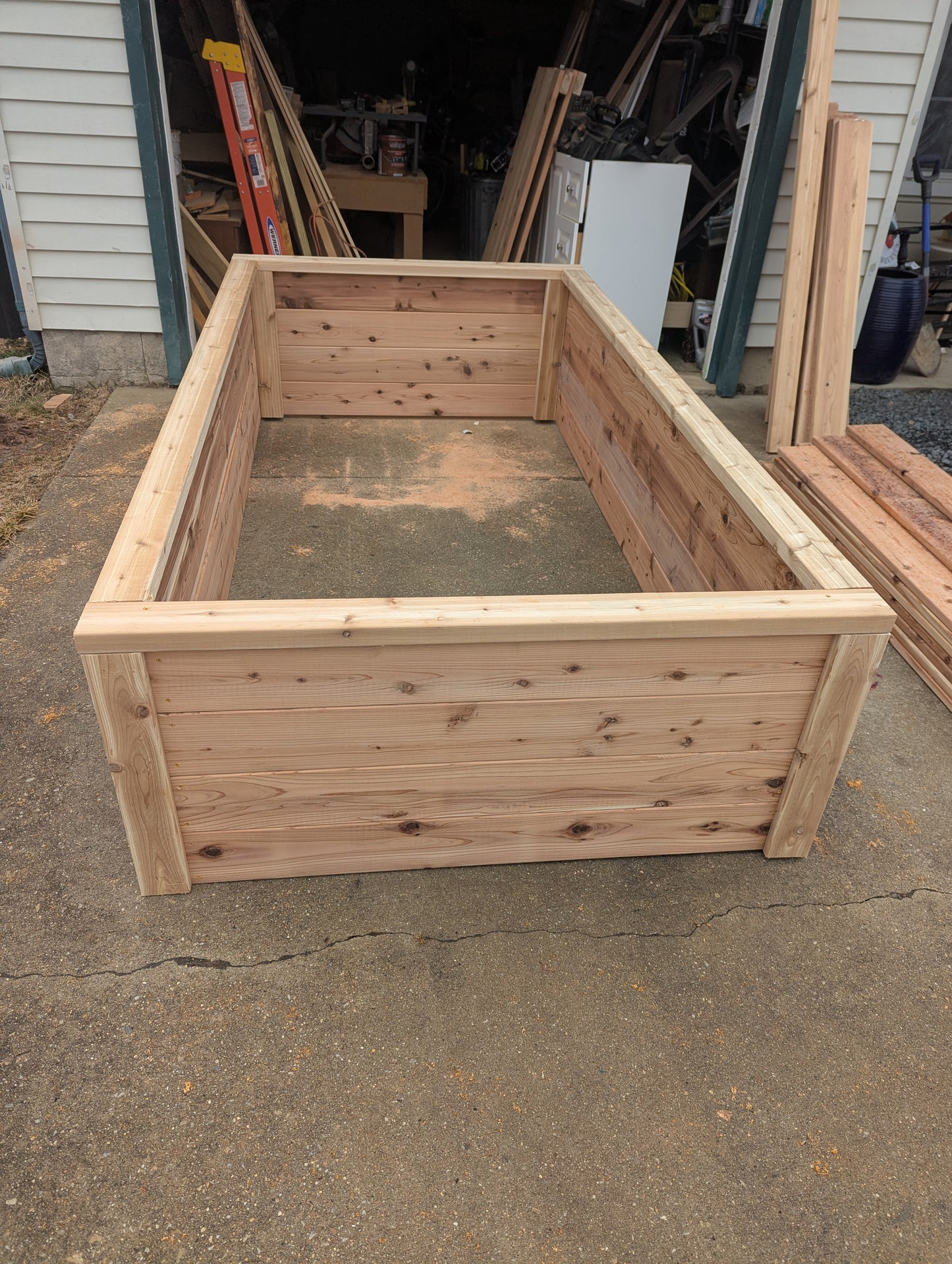 Heavy Duty Raised Garden Bed - 8' x 4' x 24"